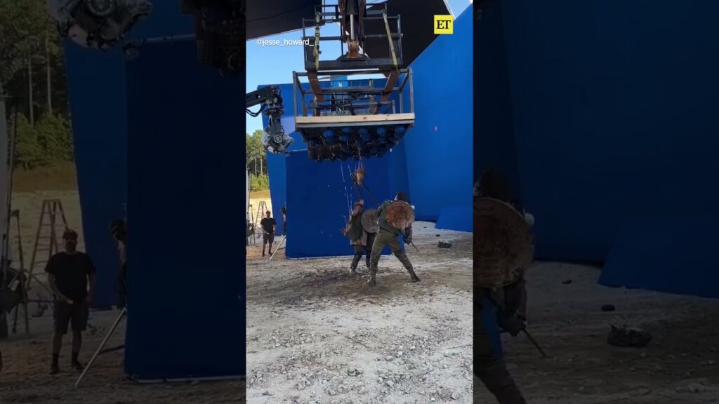 Joe Keery and Gaten Matarazzo Filming ‘For Eddie’ Scene in ‘Stranger Things’ Finale #strangerthings Joe Keery and Gaten Matarazzo Filming 'For Eddie' Scene in 'Stranger Things' Finale #strangerthings