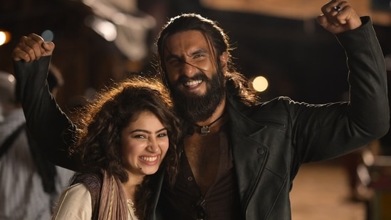 YRF congratulates Dhurandhar on becoming ‘highest-grossing Indian film of all time’, Ranveer Singh reacts Cricket in L1