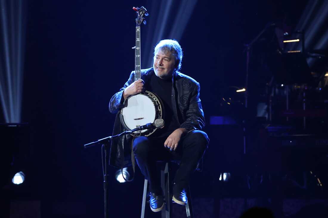 Celebrated banjo player Béla Fleck, performing at the 67th Annual GRAMMY Awards Premiere Ceremony in Los Angeles in Feb. 2025.