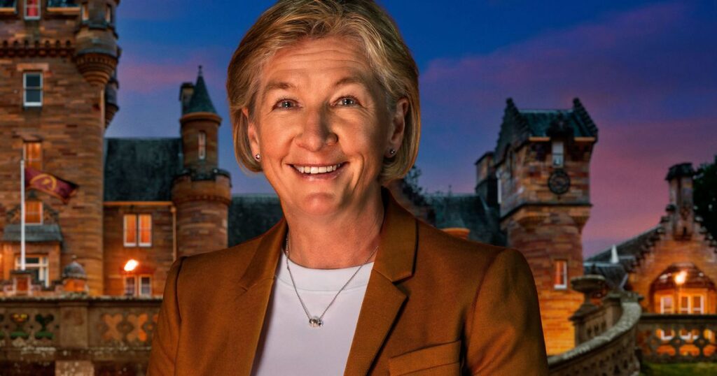 Traitors fans ‘work out’ Amanda’s secret connection to contestant but it’s not Reece TX DATE:01-01-2026,TX WEEK:52,EMBARGOED UNTIL:01-01-2026 00:00:00,DESCRIPTION:*NOT FOR PUBLICATION UNTIL 0001HRS, THURSDAY 1ST JANUARY, 2026*,COPYRIGHT:Studio Lambert,CREDIT LINE:BBC/Studio Lambert/Cody Burridge/Matt Burlem