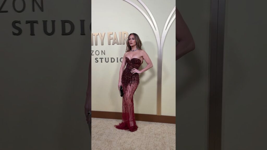 Jennifer Lopez Looks Gorgeous At Vanity Fair Party #JLo #Shorts Jennifer Lopez Looks Gorgeous At Vanity Fair Party #JLo #Shorts