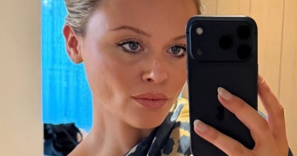 Emily continued to show off her weight loss while on holiday