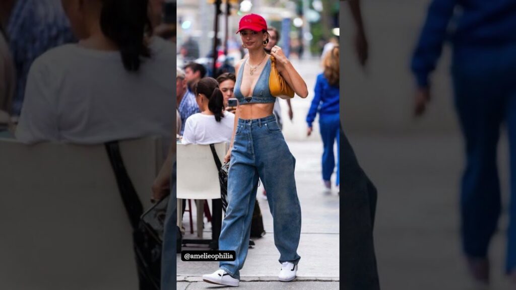 Emily Ratajkowski Street Style Fashion #emilyratajkowski #best #style #fashion #streetstyle#shorts