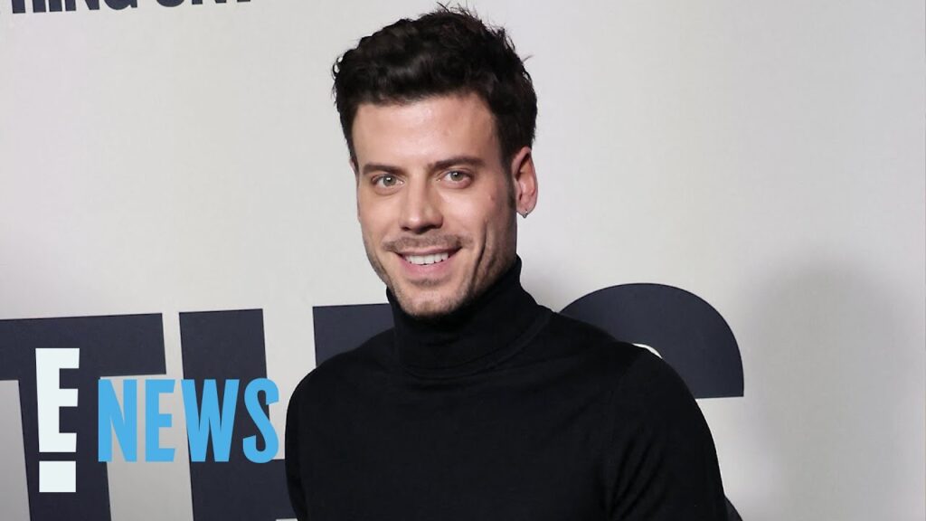 Heated Rivalry’s François Arnaud Reveals Star Who Slid Into His DMs | E! News Heated Rivalry's François Arnaud Reveals Star Who Slid Into His DMs | E! News