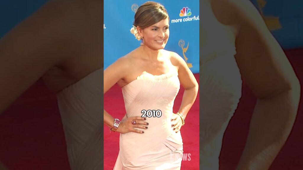 We're wishing a happy birthday to Mariska Hargitay. 🎂❤️