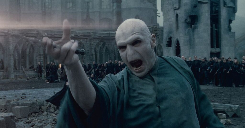 Harry Potter’s Ralph Fiennes ‘lets slip’ new Voldemort and fans are thrilled Daily Mirror