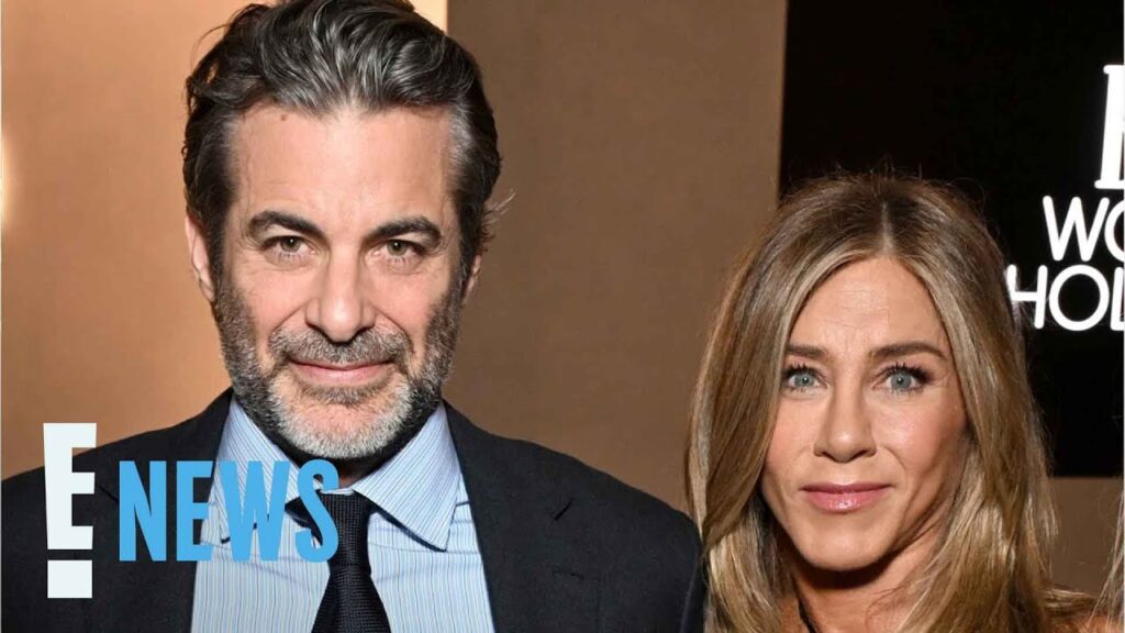 Jennifer Aniston's Boyfriend Jim Curtis Reveals Timeline of Romance | E! News