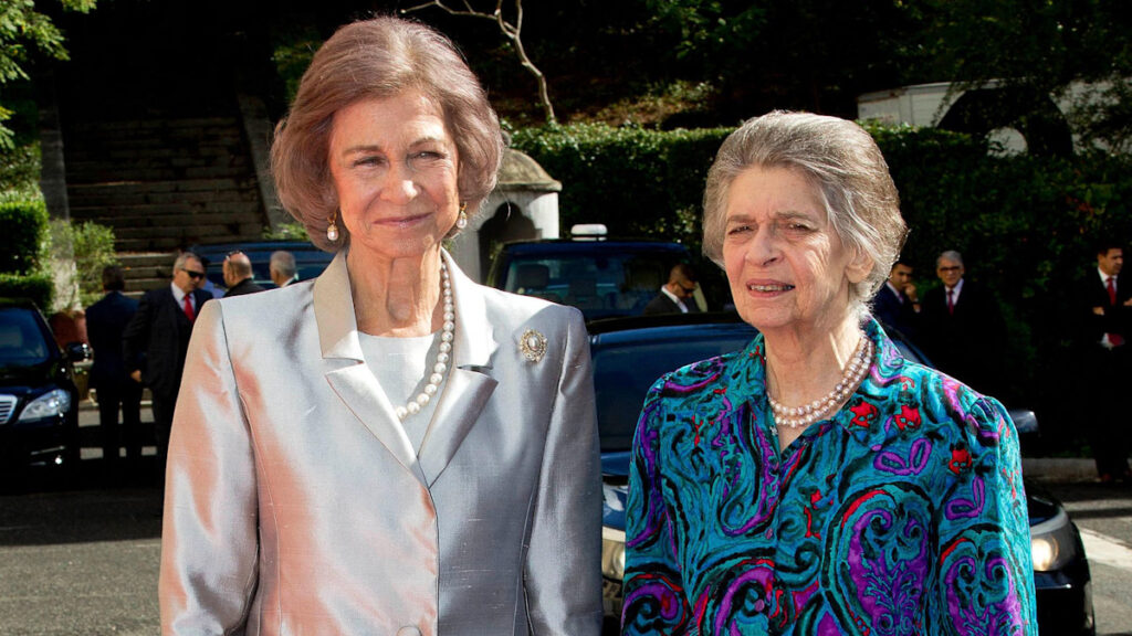 Queen Sofia’s sister Princess Irene dies aged 83 Queen Sofia's sister Princess Irene dies aged 83