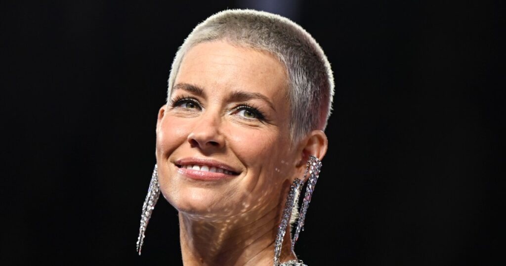 Evangeline Lilly says she was diagnosed with brain damage months after falling at the beach Evangeline Lilly says she was diagnosed with brain damage months after falling at the beach