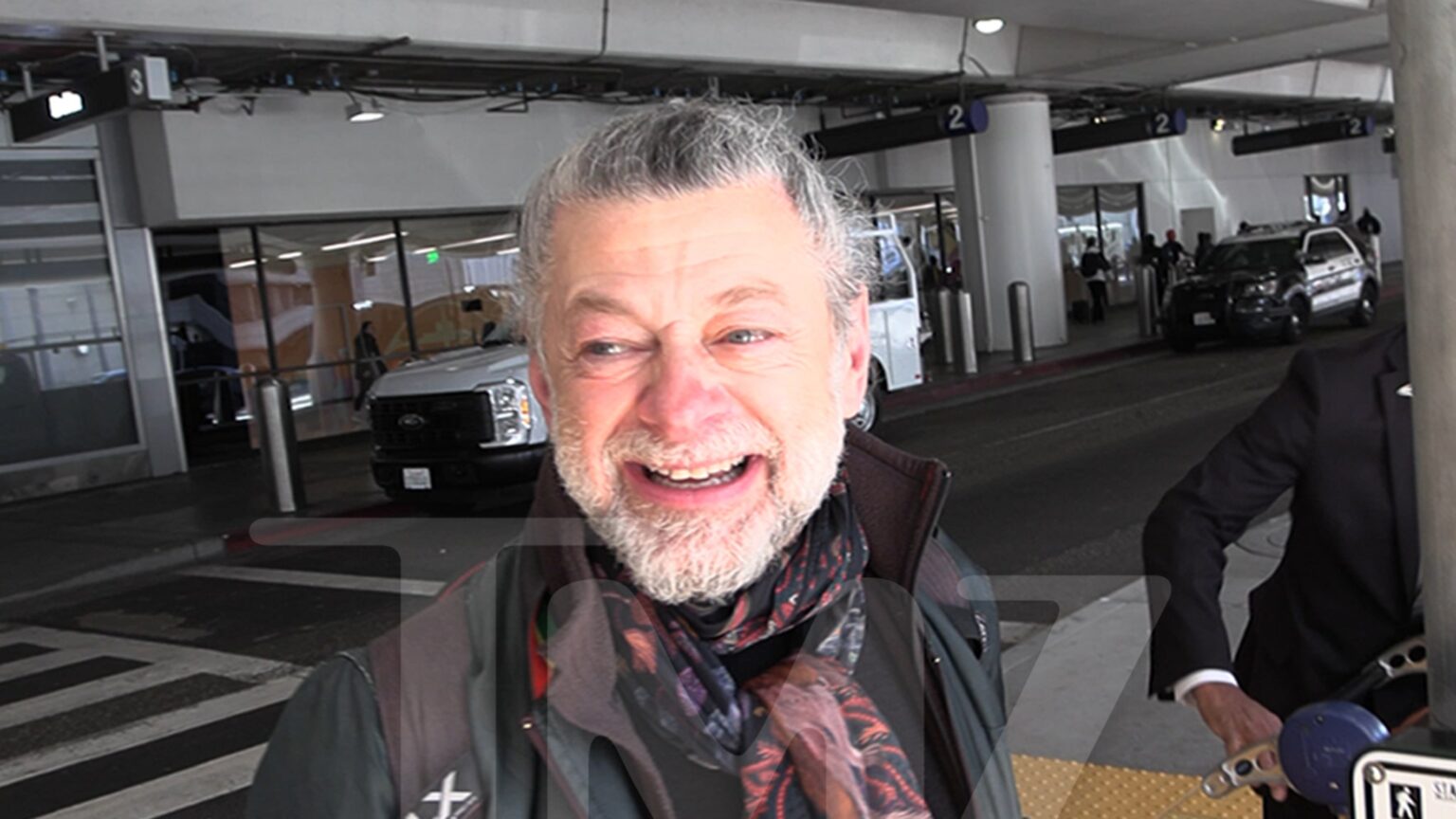 ‘Lord of the Rings’ Star Andy Serkis Wants Original Cast Back For New Movie 'Lord of the Rings' Star Andy Serkis Wants Original Cast Back For New Movie