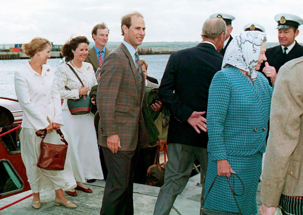 A photo of the royal family