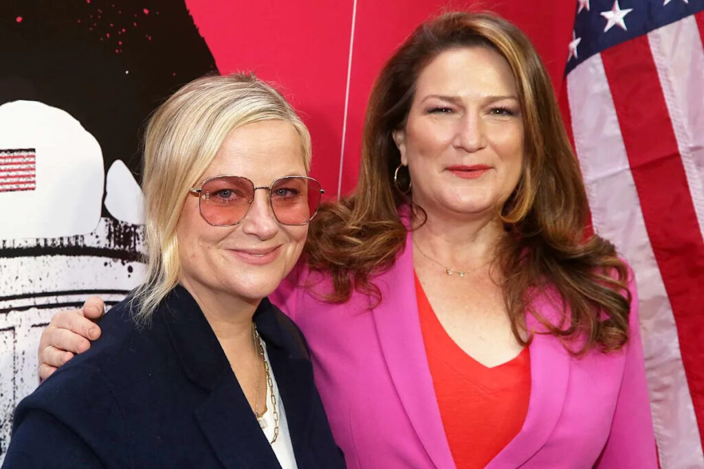 Amy Poehler Got into a 'Fight' with a Man for 'Swearing' and Being 'Too Loud' on a Plane in Front of Ana Gasteyer's Baby