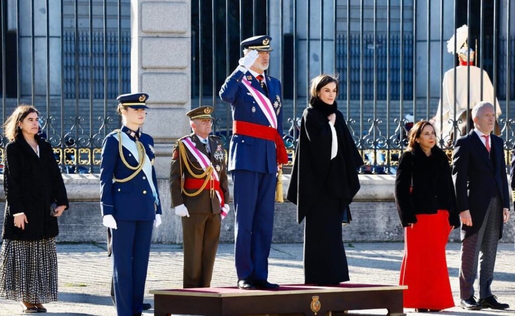 King Felipe VI and Queen Letizia, along with Princess Leonor, preside over the Military Easter