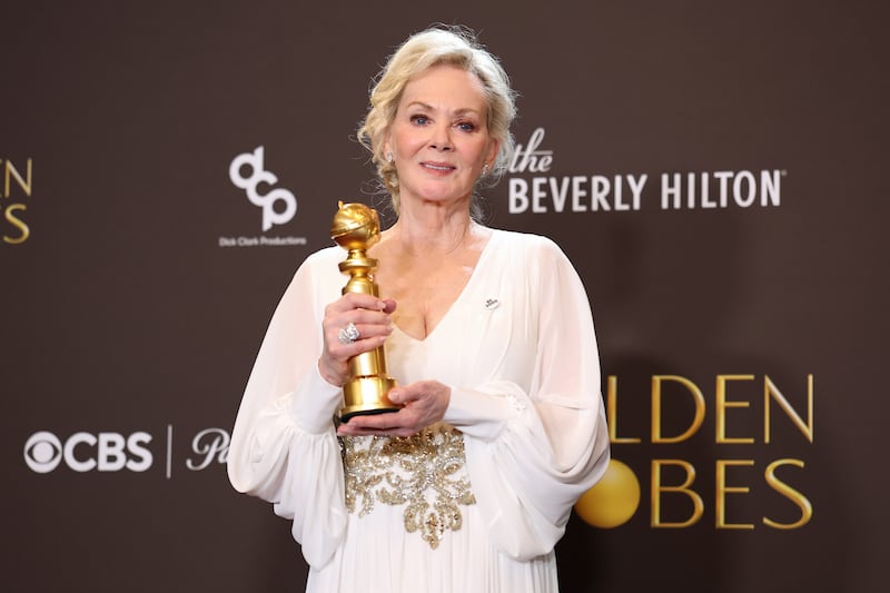Jean Smart wears a "BE GOOD" pin at the 83rd Golden Globes