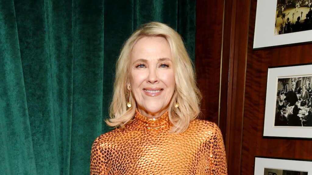 Catherine O'Hara, Iconic 'Schitt's Creek' & 'Home Alone' Star, Dies at 71