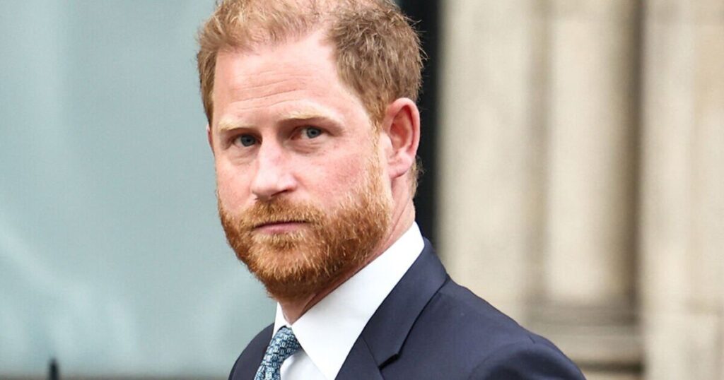 POLL: Should Harry apologise to King Charles for public attacks? | Royal | News