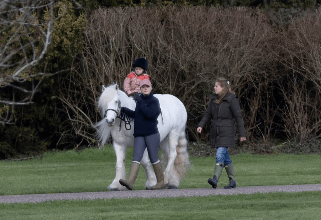 Princess Beatrice spotted at Windsor Castle with oldest daughter, Sienna, during riding lesson