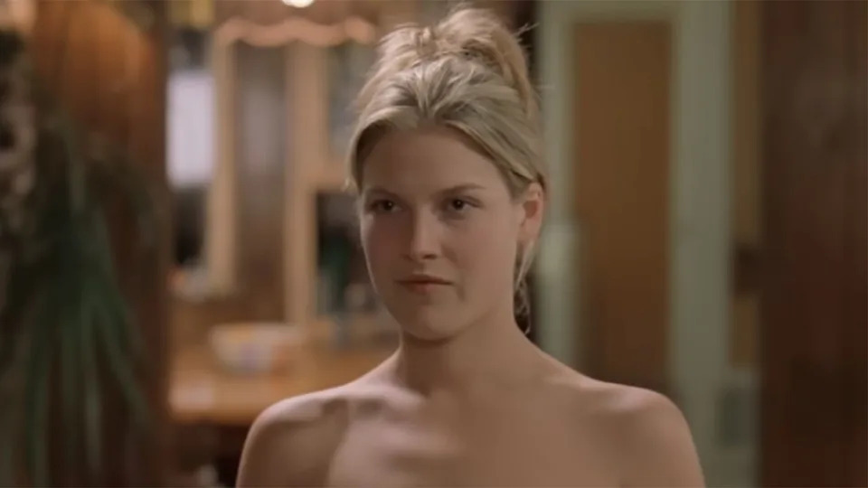 Ali Larter in Varsity Blues.