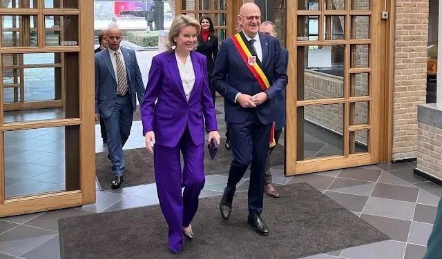 Queen Mathilde visited the public prosecutor in Hasselt to discuss judicial handling of family violence cases