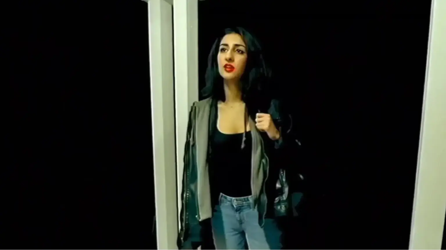 Amna Mehmood as Amna in Dooba Dooba. (Image via Dark Sky Films)