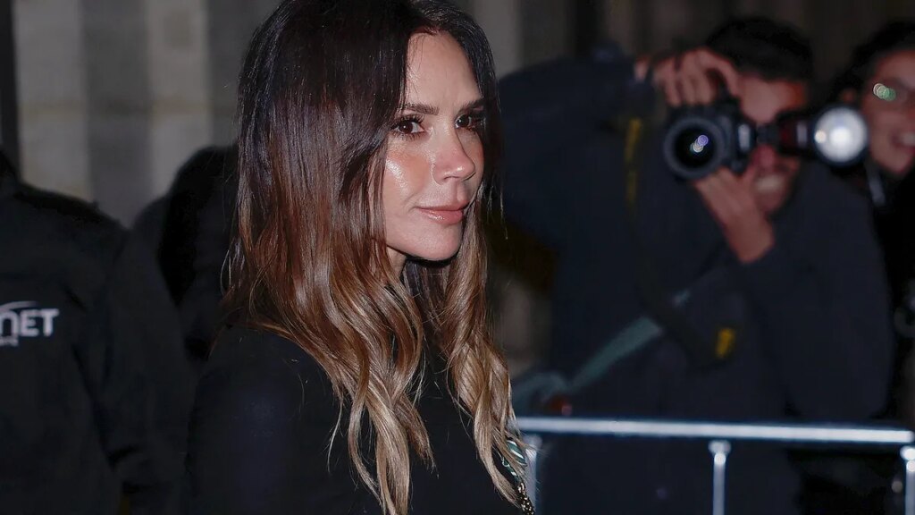Victoria Beckham makes family statement amid Brooklyn Beckham feud