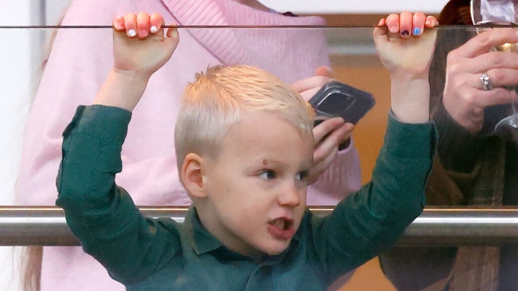 Lucas Tindall is the new Prince Louis in playful new photos from New Year's outing
