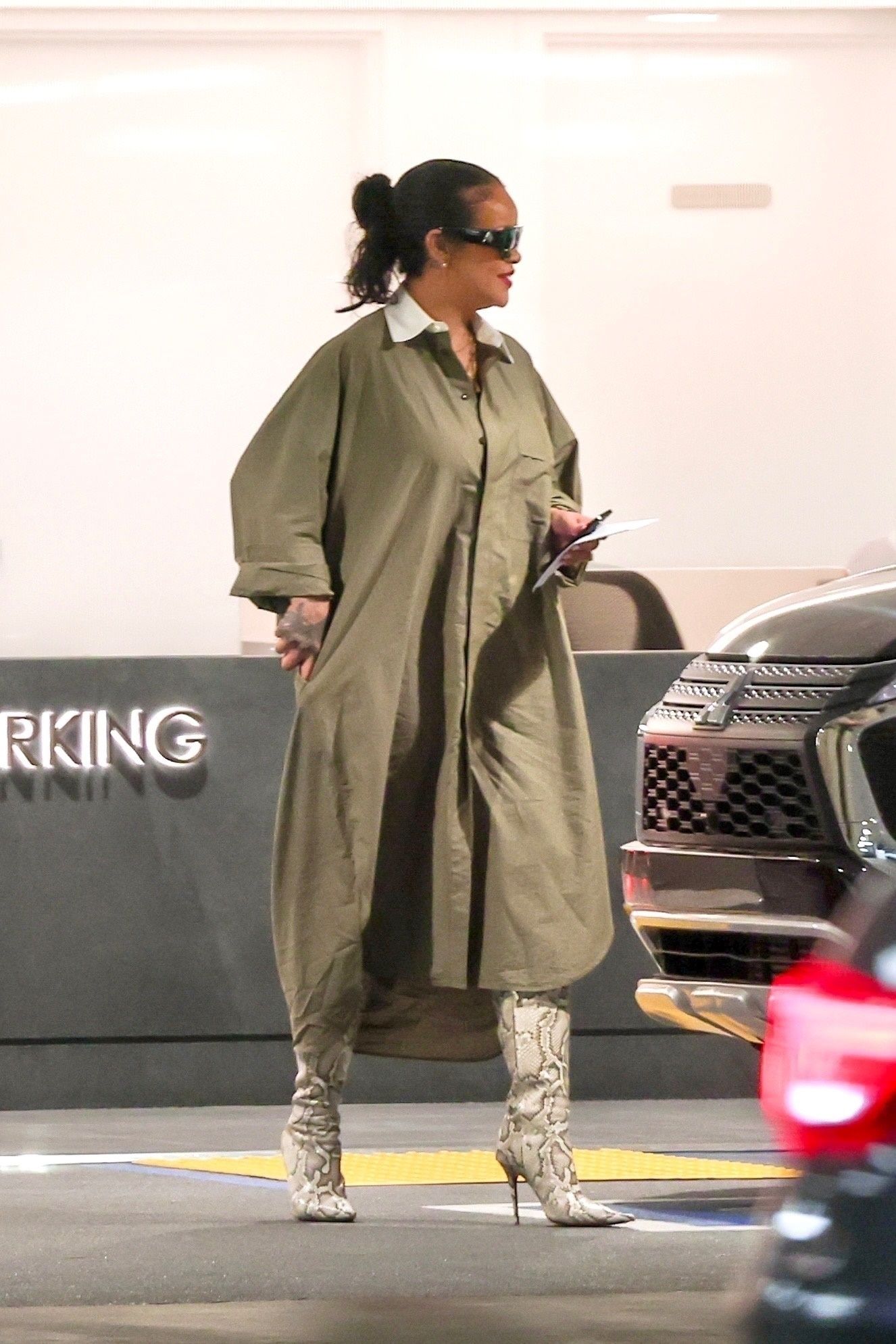 Rihanna is fashionably chic as she steps out to go shopping in LA