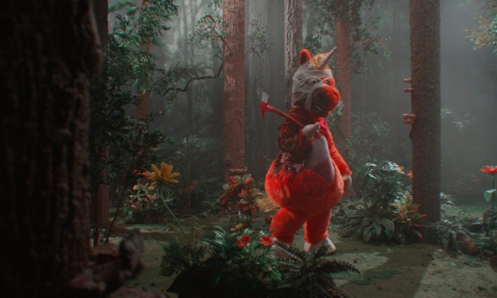 Buddy Review – Casper Kelly’s Mascot Horror Satire Casper Kelly Talks Mascot Horror 'Buddy'