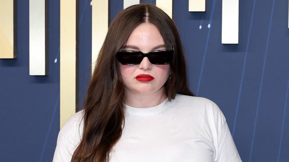 ‘Hacks’ Star Meg Stalter Deletes TikTok After Claiming New U.S. Ownership Is Blocking Videos About ICE; Platform Says Disruption Is Due to Power Outage