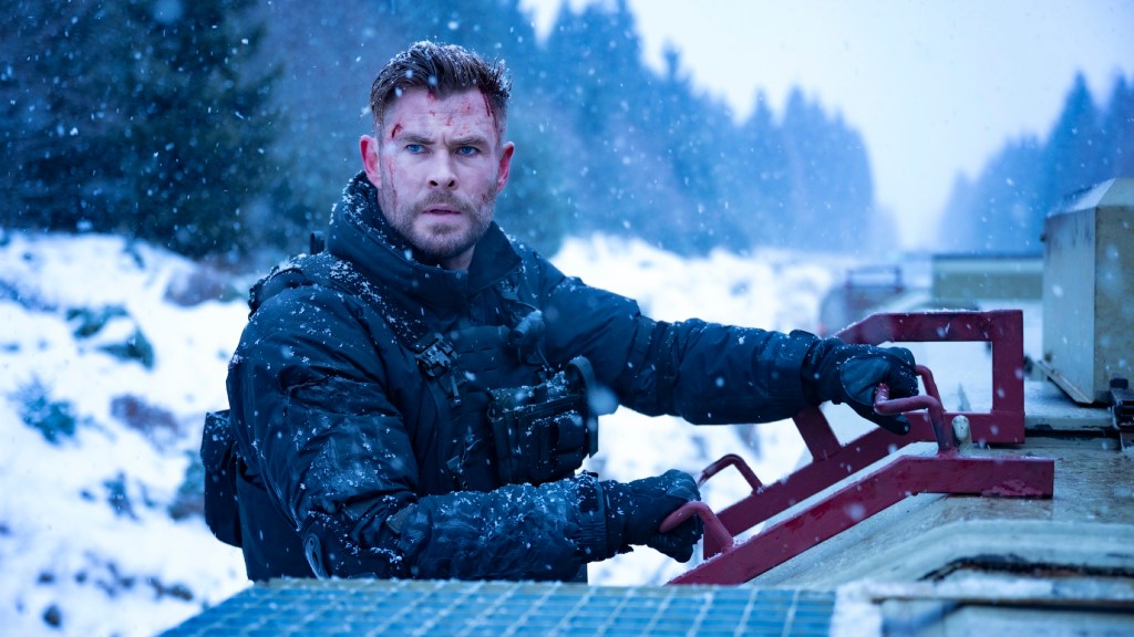 Extraction 2 Chris Hemsworth