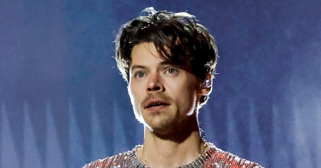 Harry Styles fans ‘sobbing’ as he finally confirms new album Harry Styles fans 'sobbing' as he finally confirms new album