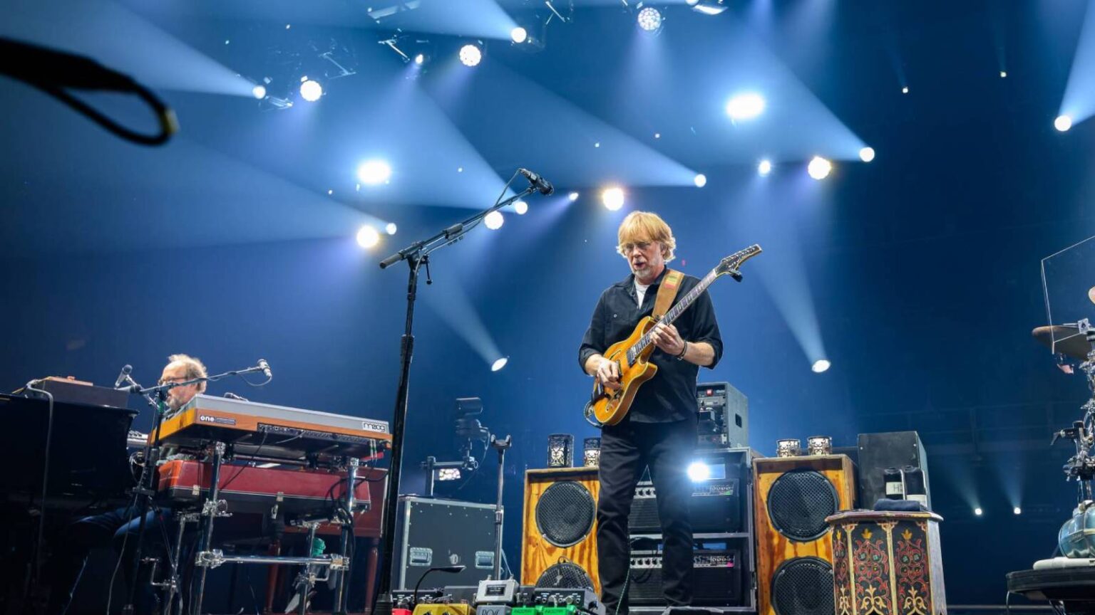 Watch Phish Ring In The Near Year By Playing Prince’s ‘Cream’ at MSG Watch Phish Ring In The Near Year By Playing Prince's 'Cream' at MSG