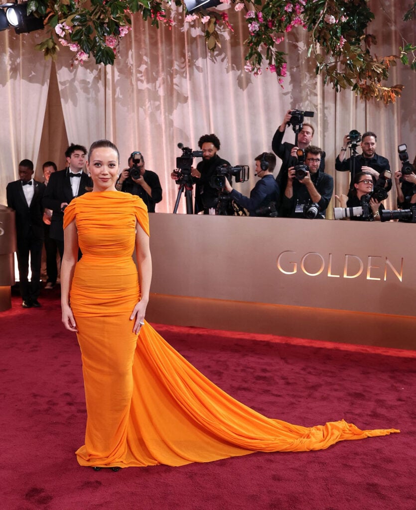 Laufey, Laufey Balenciaga, Balenciaga Golden Globe Awards, 2026 Golden Globe Awards red carpet, Laufey open back gown, Balenciaga red carpet look