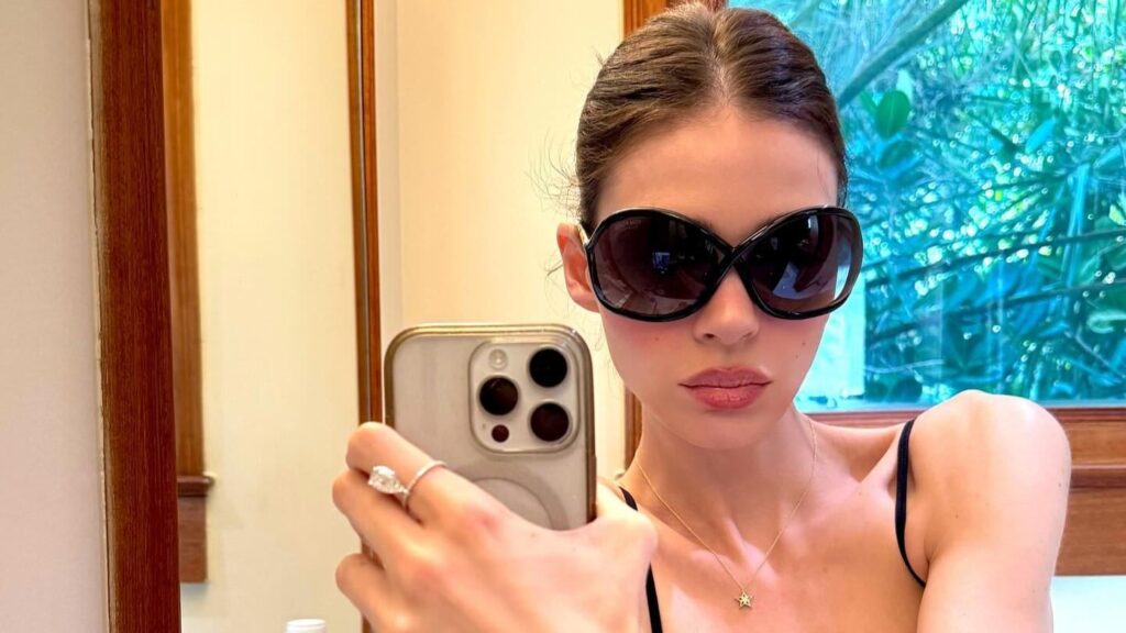 Nicola Peltz Allegedly Made Ex Anwar Hadid Disconnect From Family Like Husband Brooklyn Beckham