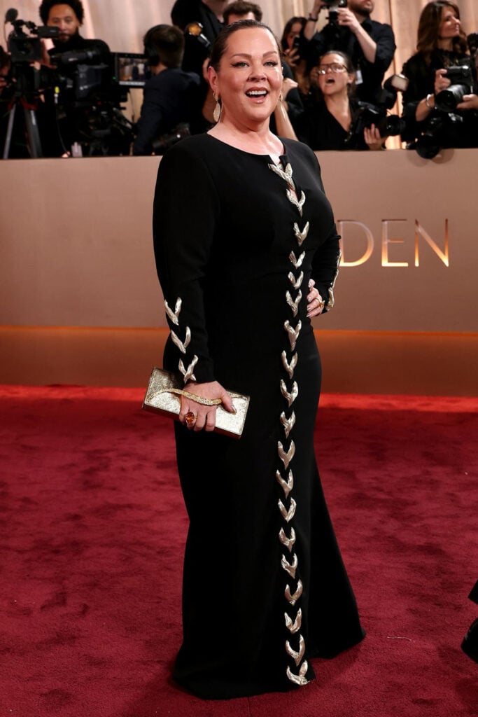 Melissa McCarthy, 2026 Golden Globe Awards, custom Christian Siriano gown, black evening gown, Golden Globes red carpet, red carpet fashion