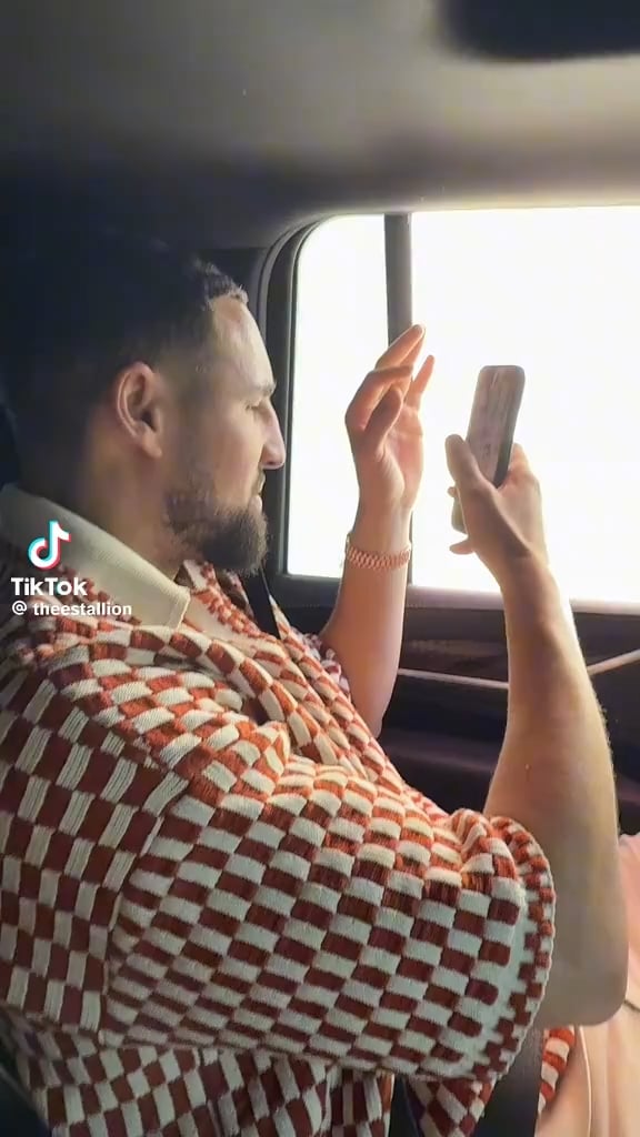 Megan Thee Stallion and Klay Thompson visit Dunkin Donuts to celebrate her new collab: "Are you a proud boyfriend?" - "Very proud"