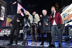 Jimi Westbrook, Kimberly Schlapman, Karen Fairchild, Phillip Sweet of Little Big Town and Ryan Seacrest during "Dick Clark's New Year's Rockin' Eve With Ryan Seacrest 2026" held in Times Square Ball on December 31, 2025 in New York City, New York.