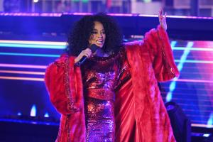 Diana Ross at “Dick Clark’s New Year’s Rockin’ Eve with Ryan Seacrest 2026” at Times Square on December 31, 2025 in New York, New York.