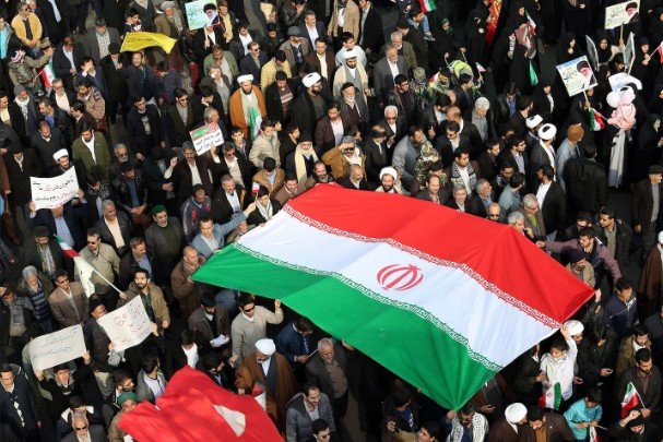 Exiled Iranian Royal Family Urges Security Forces to Support People’s Movement, Calls for End to Regime