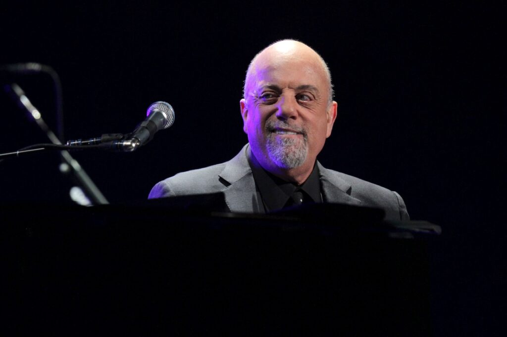 Billy Joel surprises fans with first performance since brain disorder diagnosis