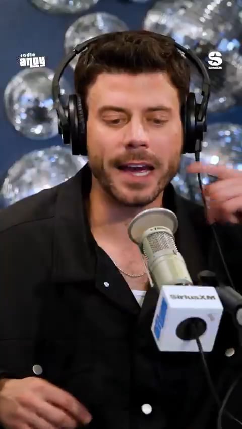 François Arnaud on coming out as bisexual and if it affected his career: "Lying by omission tells a story of a shame that I didn't feel about myself. I learned growing up that I love my life and I wanna live it."