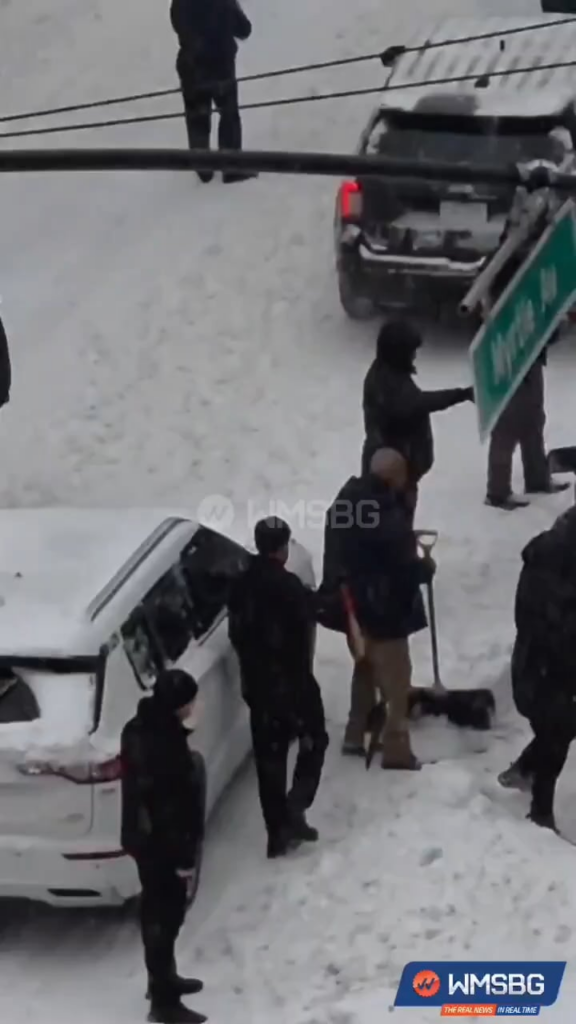 Mayor of New York City Zohran Mamdani spotted helping shovel a car out of the snow on Myrtle Avenue and Franklin Avenue