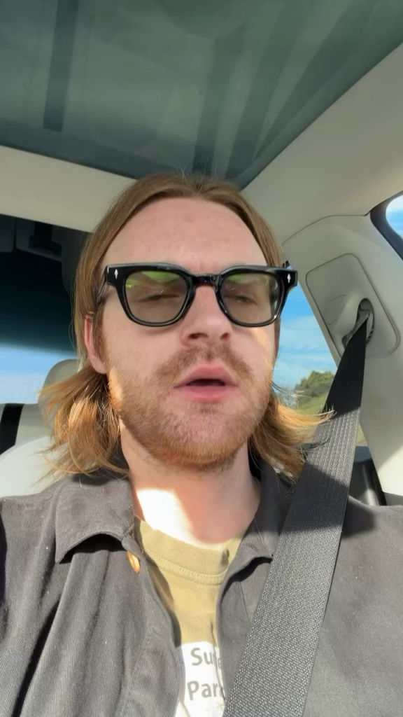 FINNEAS calling out the hypocrisy of people justifying Alex Pretti’s death because he had a gun: “you told us children had to die so we can legally carry weapons everywhere”