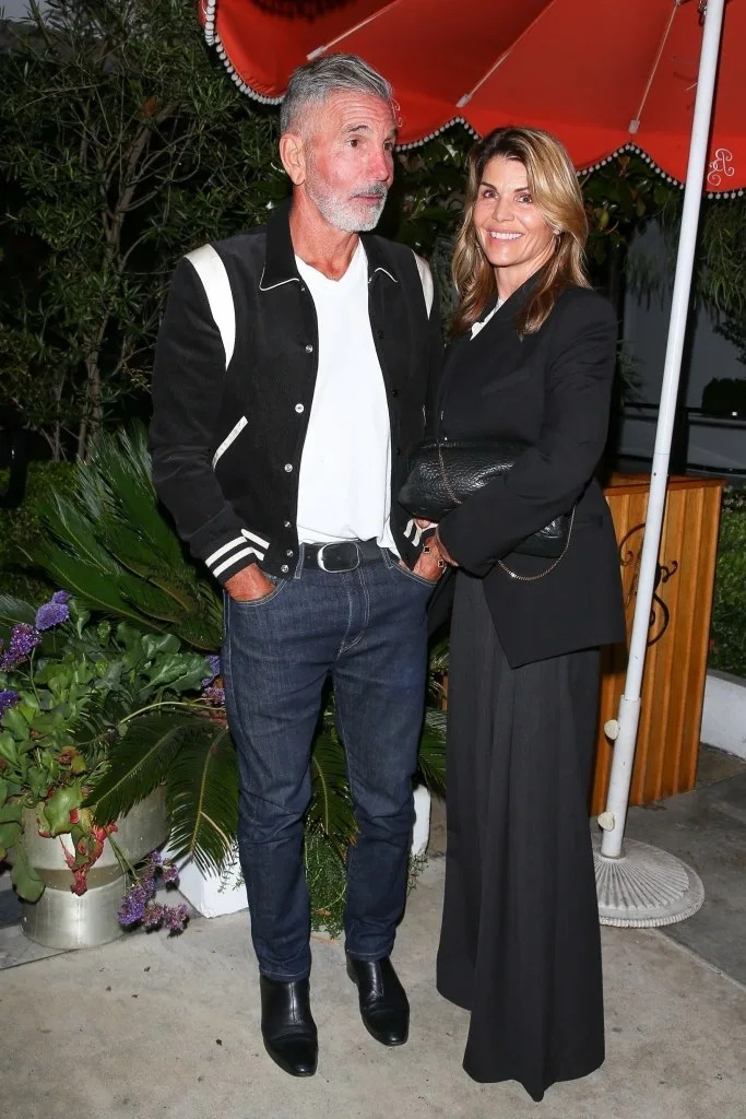 Loughlin and Giannulli announced their split in October. The Hollywood JR / BACKGRID
