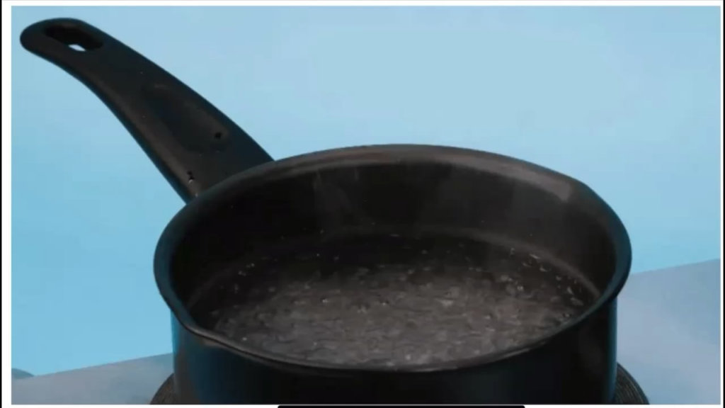 This seaweed-based, single use packaging made by Notpla is dissolvable, edible, and biodegradable, and won £1 million from Prince William’s Earthshot prize in 2025