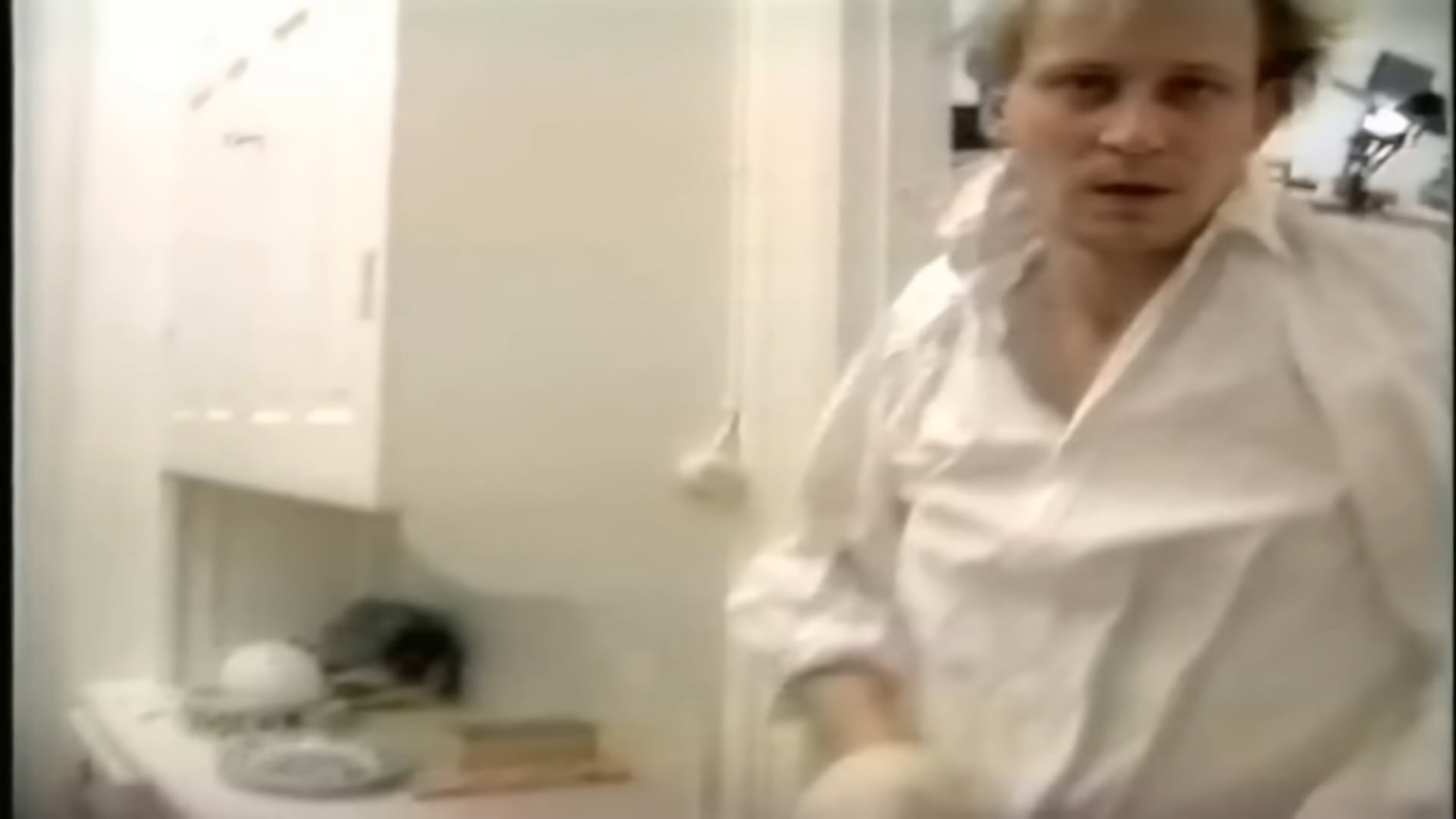 A young Stellan Skarsgård cooks Indonesian food while Alexander does his homework (1980s)
