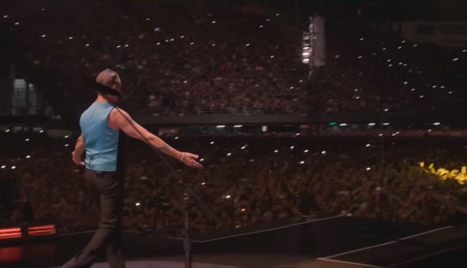Depeche Mode controlling the crowd during a 2023 performance of “Just Can’t Get Enough” - 42 years after the song’s release. THE definition of a timeless band.