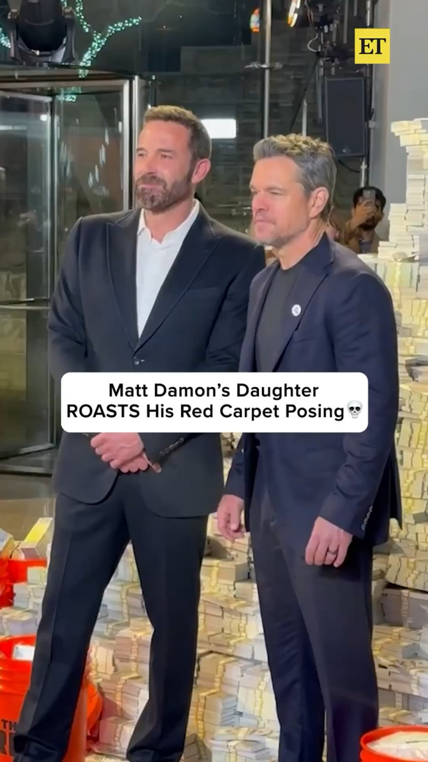 Matt Damon’s daughter makes fun of her dad’s red carpet pose