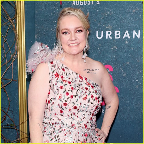 Colleen Hoover