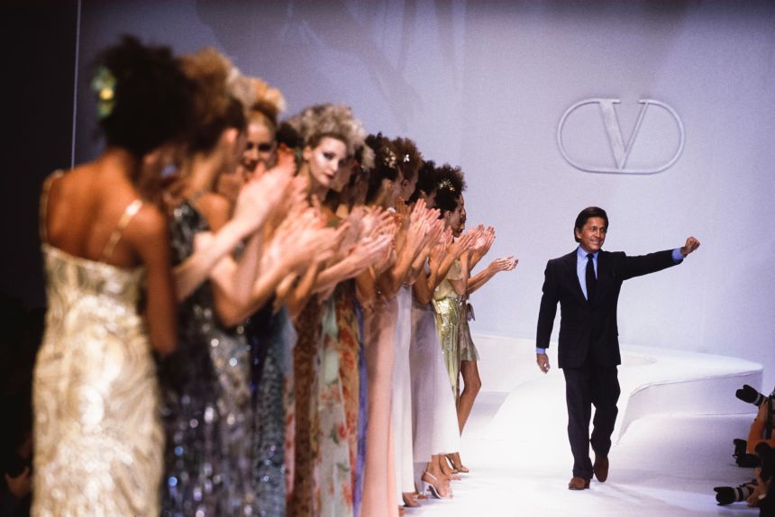 Valentino and his models during his ready-to-wear fashion show in October 1996 in Paris. 